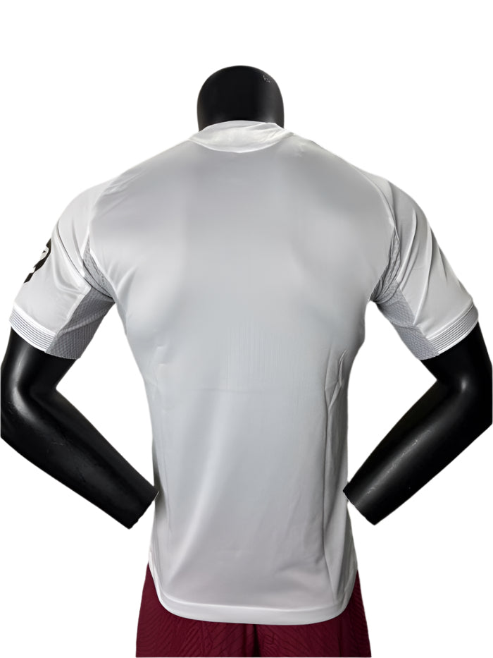 Real Madrid 25/26 Home Kit ( Player Version )